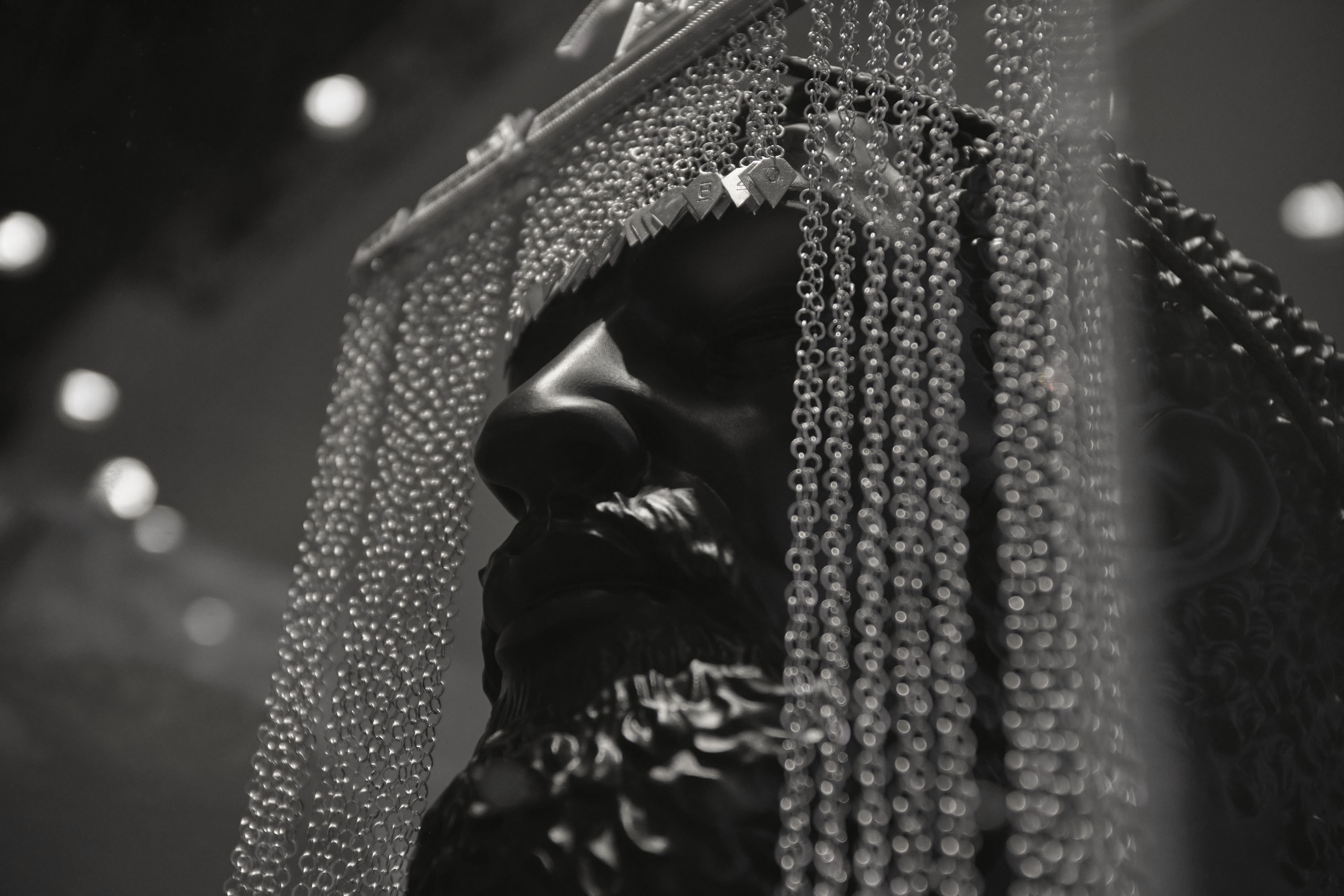 The Twenty-First Century Akodama silver bust and jewelry by Yatreda